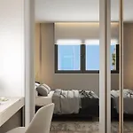 Apartamento Azulis 7 Pisano - 2br Apt, 2 Terraces, Lift & Parking, Aldo Moro