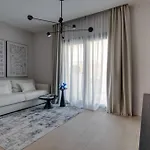 Azulis 7 Pisano - 2br Apt, 2 Terraces, Lift & Parking, Aldo Moro * Olbia