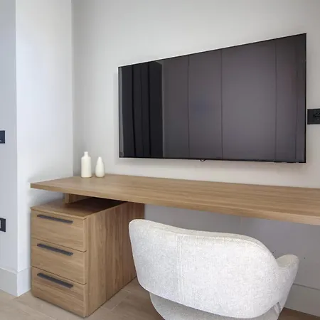 Appartement Azulis 7 Pisano - 2br Apt, 2 Terraces, Lift & Parking, Aldo Moro Olbia
